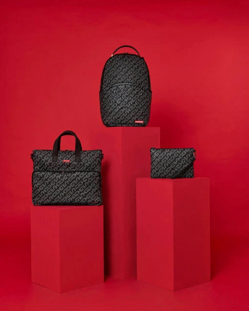 MAGNETIC PULSE BUNDLE (3 PCS) 8 MAGNETIC PULSE BUNDLE (3 PCS) -Sprayground bundle 22d81cdd 1898 4482 b645 5ccb59c34380